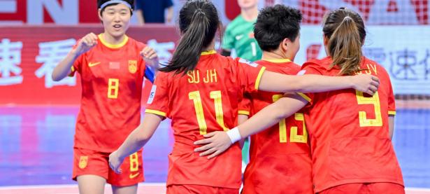 1xbet体育app下载-中国女足队员刘某在比赛中攻入制胜球