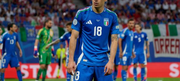 1xbet体育教练-波兰不敌意大利，拉莫斯成为球队防线支柱的简单介绍