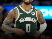 1xbet体育官网入口-开拓者前锋利拉德在比赛中打出高效数据