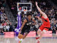 1xbet体育活动-猛龙队加时赛力克对手，连胜五场