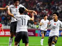 亚洲俱乐部足球赛场上发生激情对抗