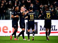 1xbet体育官网-包含尤文图斯后卫连场助攻，显示出色发挥的词条