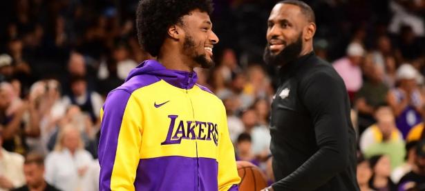 1xbet体育地址-雄鹿惨败湖人，米德尔顿砍下30分