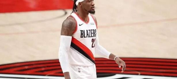 开拓者不敌爵士，遭遇连败