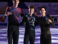 1xbet体育课程-瑞士队员在团体赛中斩获佳绩