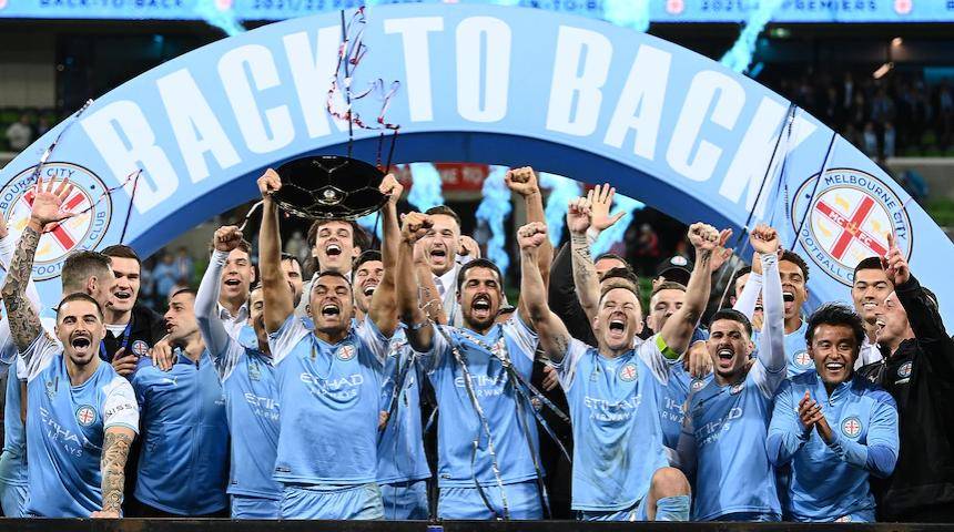 关于西悉尼流浪者主场气氛火爆，球迷助威成强大后盾的信息