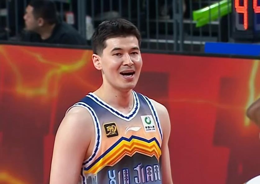 在辽宁队赛场上演CBA季后赛，三杀，引发全场沸腾的简单介绍