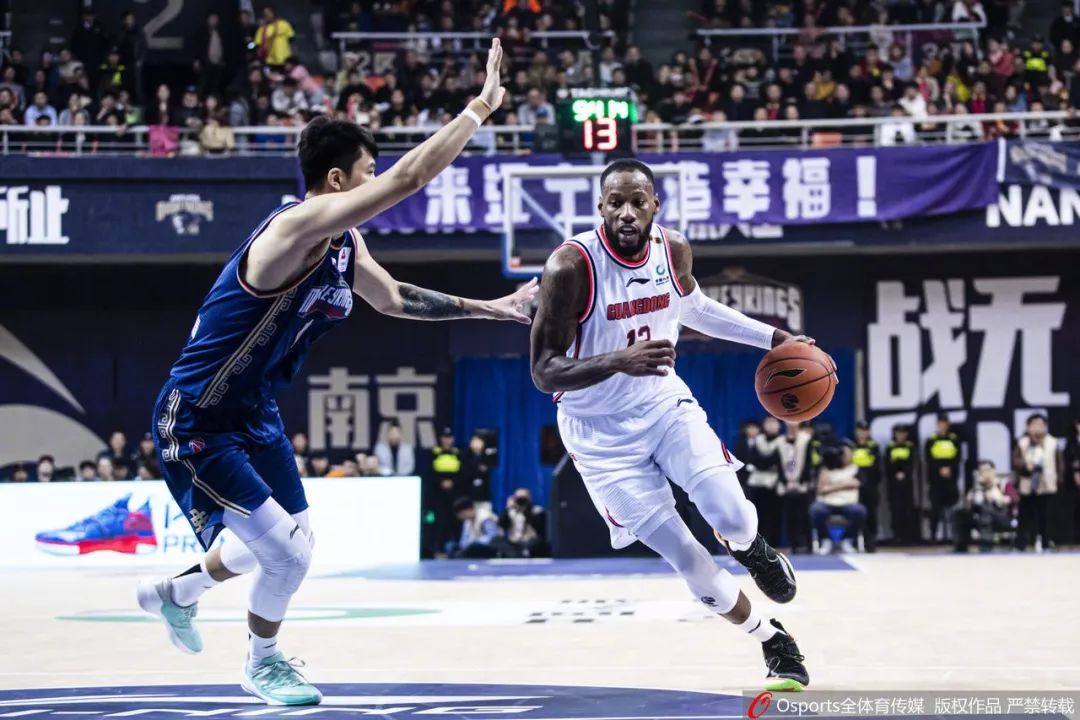 包含山西客场大胜内蒙古，豪取三分的词条