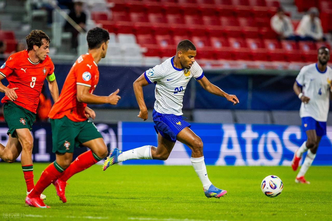 欧洲杯资格赛激战连连，强队被抑制难以脱颖而出的简单介绍