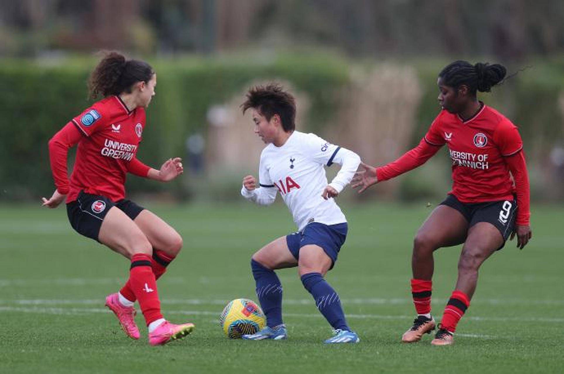 热刺球员庆祝生日：备战下轮比赛欲送自己一份礼物的简单介绍