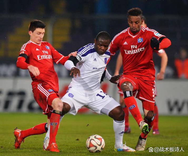 关于汉堡SV球员表现出色，被誉为全队之光的信息