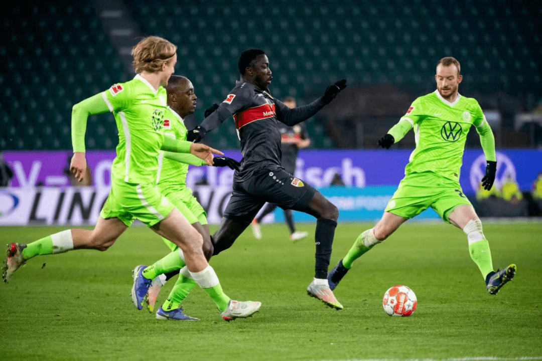 关于云达不莱梅主场不敌纽伦堡，惨遭失败的信息