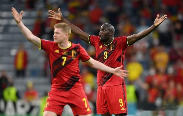 荷兰队遗憾止步欧洲联赛八强，实力有待提升的简单介绍