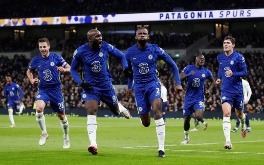 关于西汉姆联战术调整，欧战希望增加的信息