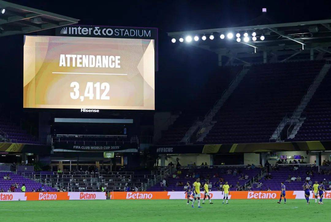 关于国内足球联赛第一轮战罢,球迷目不暇接的信息