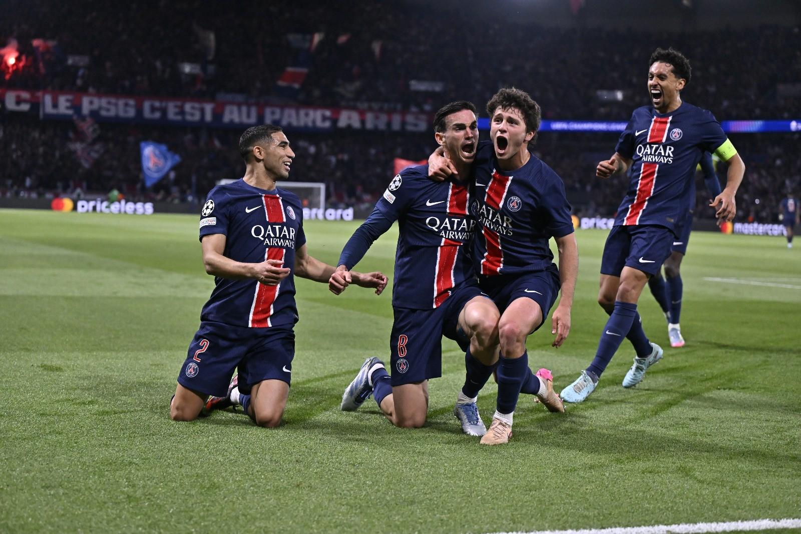 关于巴黎圣日耳曼庆功入主，决赛之路更近一步的信息