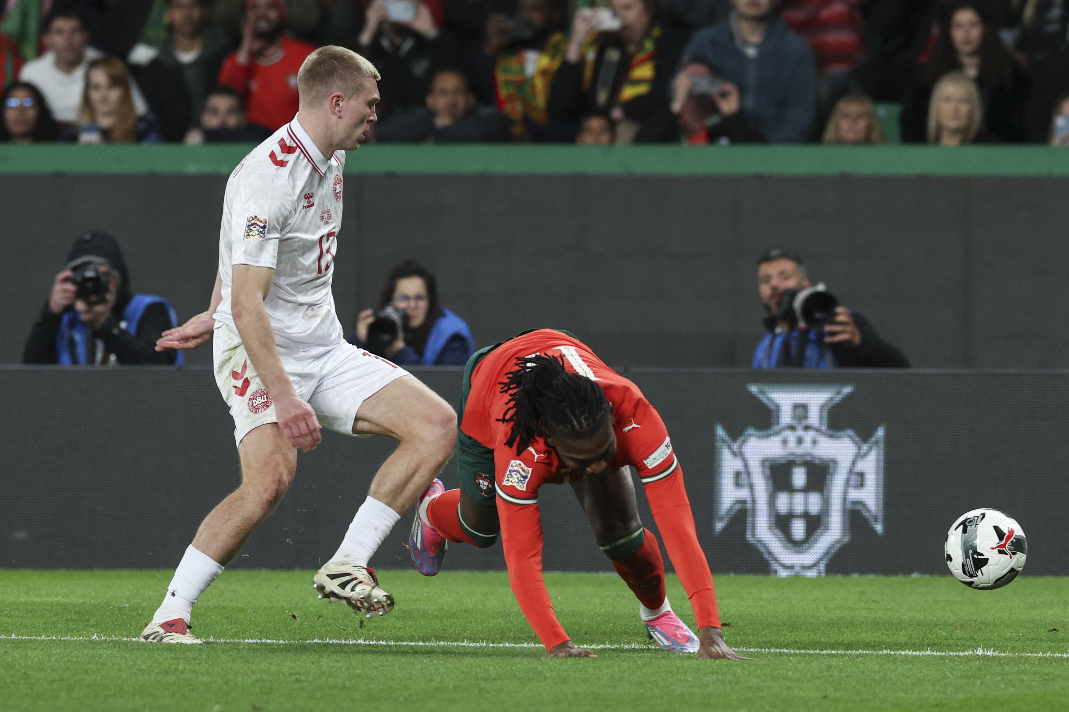 欧洲国家足球比赛即将开打，各队备战进行中的简单介绍