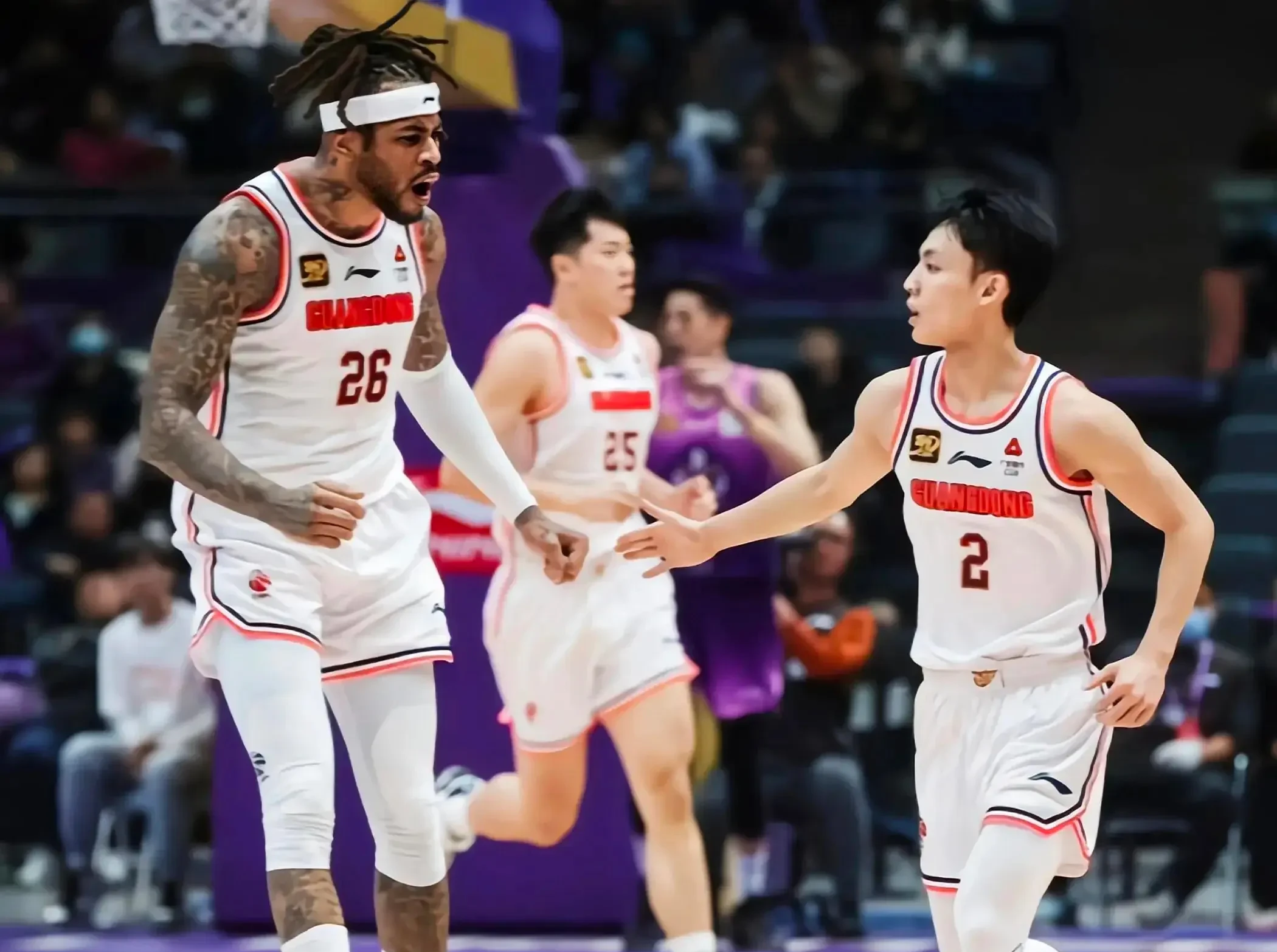 关于2023-2024CBA半决赛战况揭晓：广东队成功卫冕冠军阵营的信息