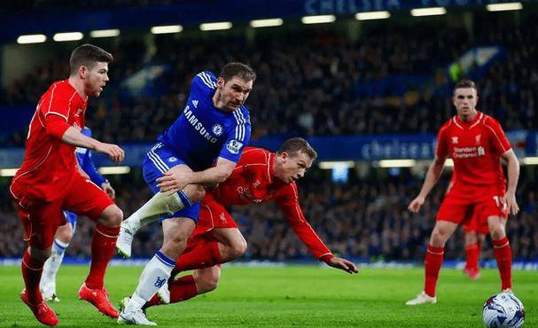 利物浦逆转击败切尔西，挺进总决赛