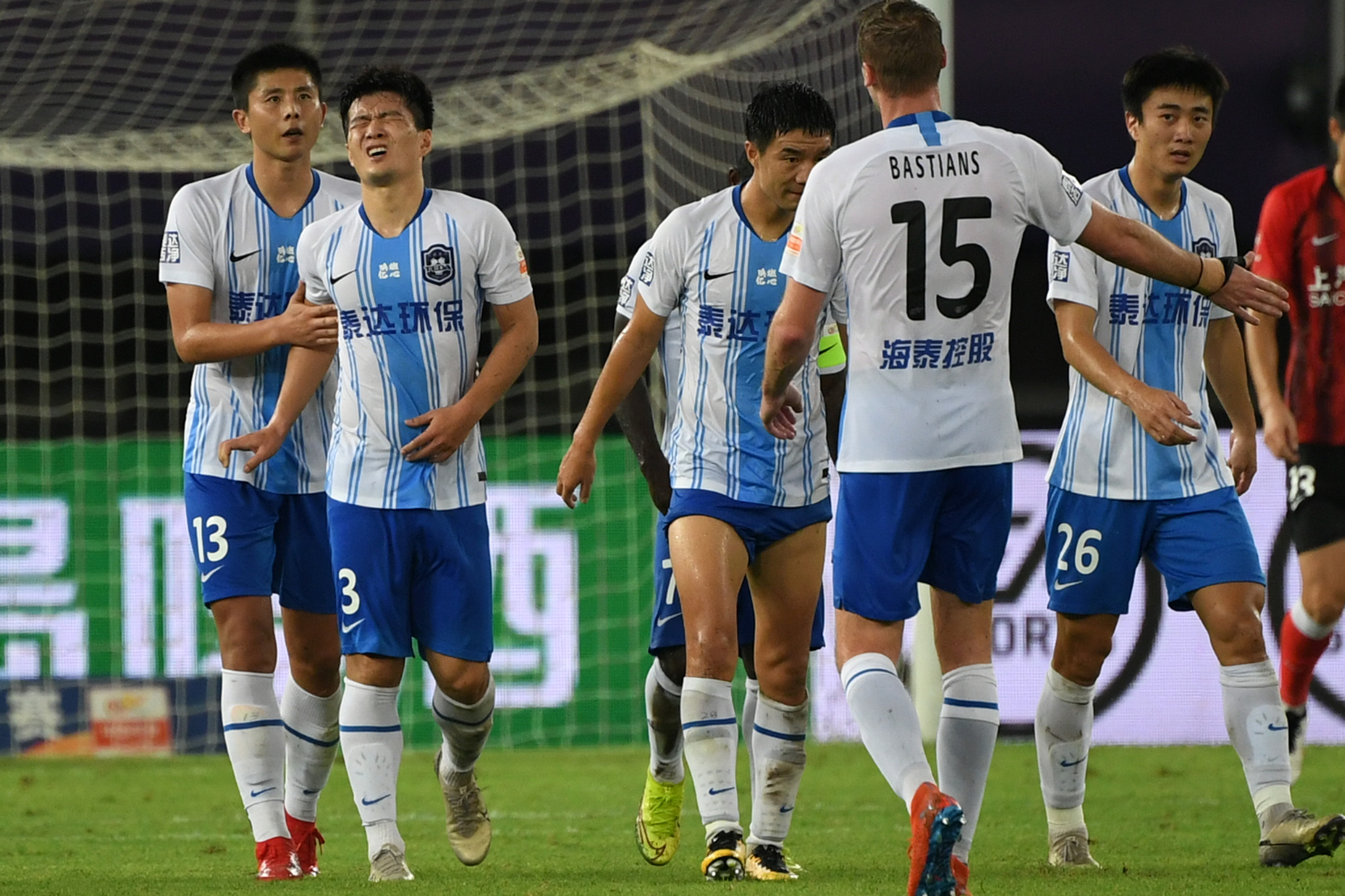 关于青岛黄海屡建功勋，击败天津泰达的信息