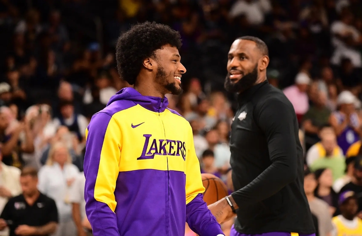 雄鹿惨败湖人，米德尔顿砍下30分