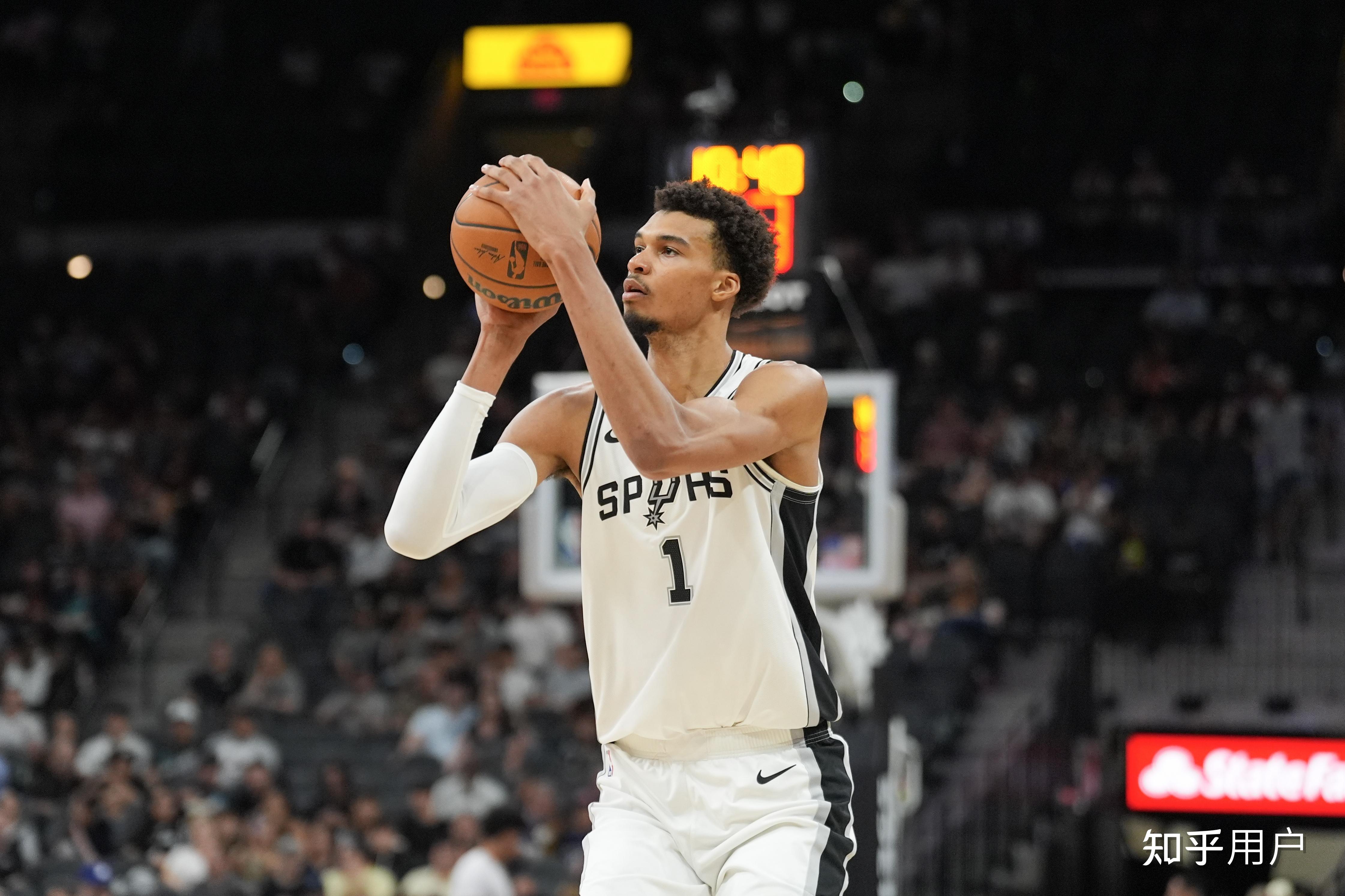 关于快船主场不敌马刺,乔治砍下26分的信息 关于快船主场不敌马刺,乔治砍下26分的信息