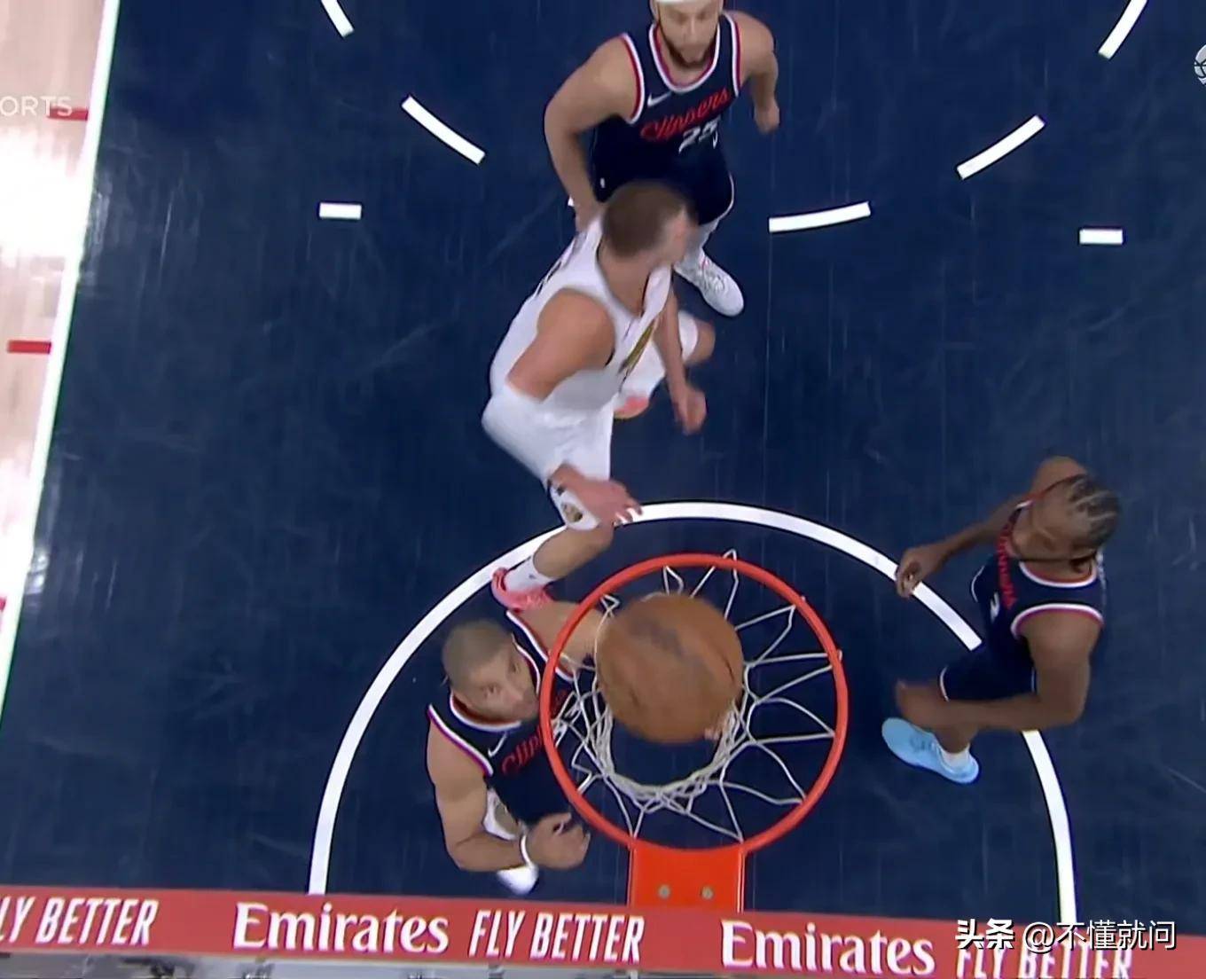 快船惨遭猛龙轻松晋级 快船惨遭猛龙轻松晋级