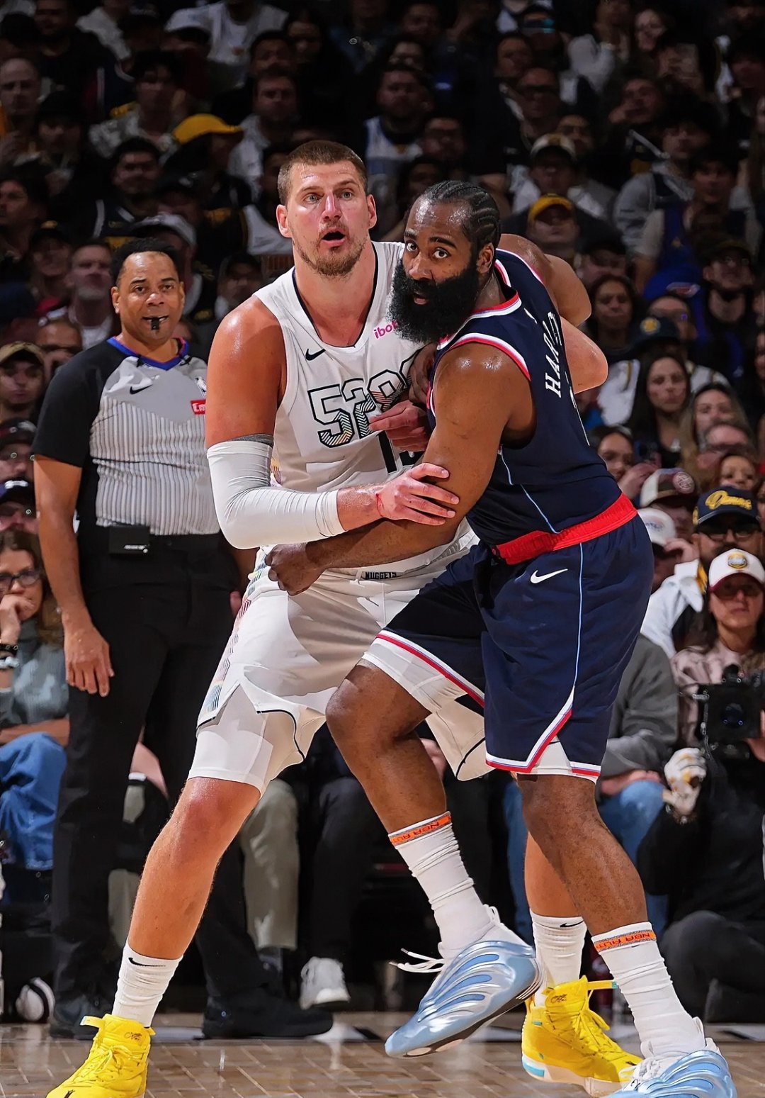 快船再胜掘金,迎来六连胜 快船再胜掘金,迎来六连胜