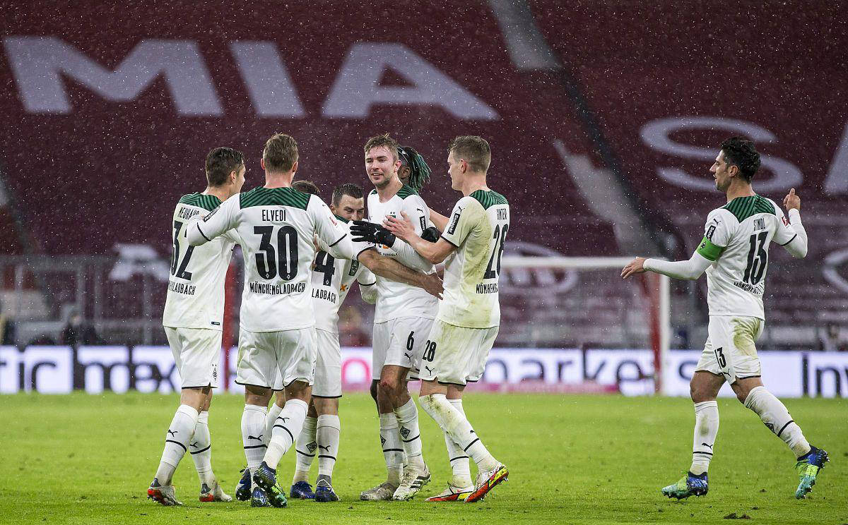 门兴遭遇主场惨败,需警惕积分榜下滑的简单介绍 门兴遭遇主场惨败,需警惕积分榜下滑的简单介绍