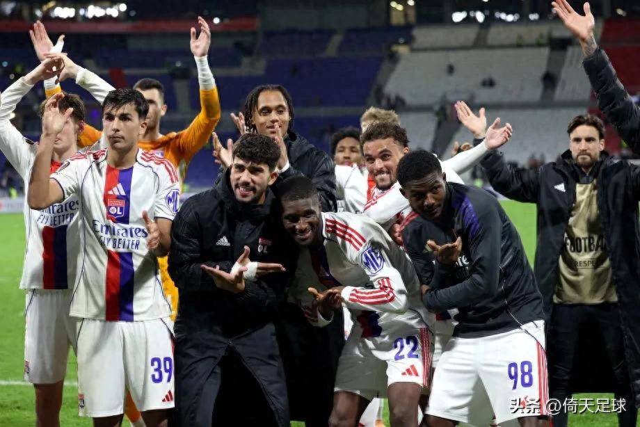 关于弗赖堡成功击败美因茨，德国足球联赛前景光明的信息